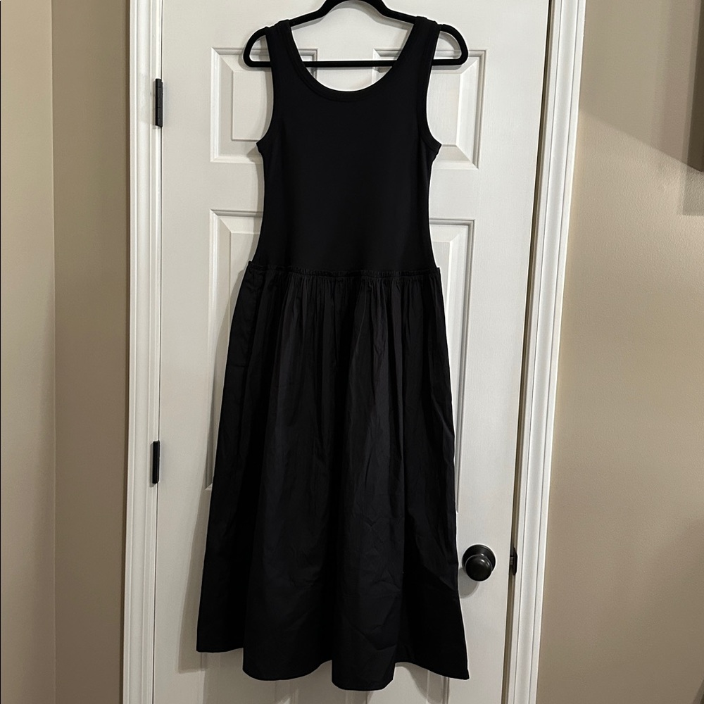 Madewell Mixed Poplin Scoopneck Maxi Dress in Jet Black - Picture 8 of 8